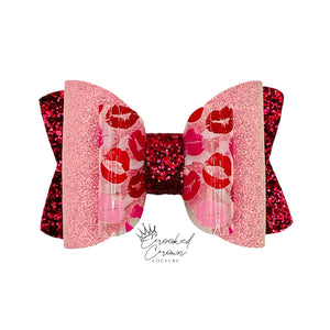 Kiss Me 4” Hair Bow